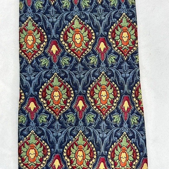 Vintage Valentino - Picture 3 of 7